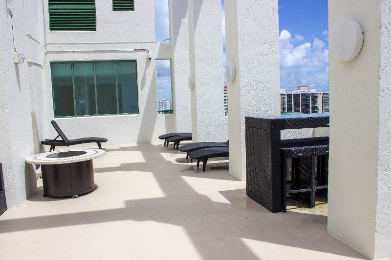The Casablanca On The Ocean West Tower Hotel Miami Beach Bagian luar foto