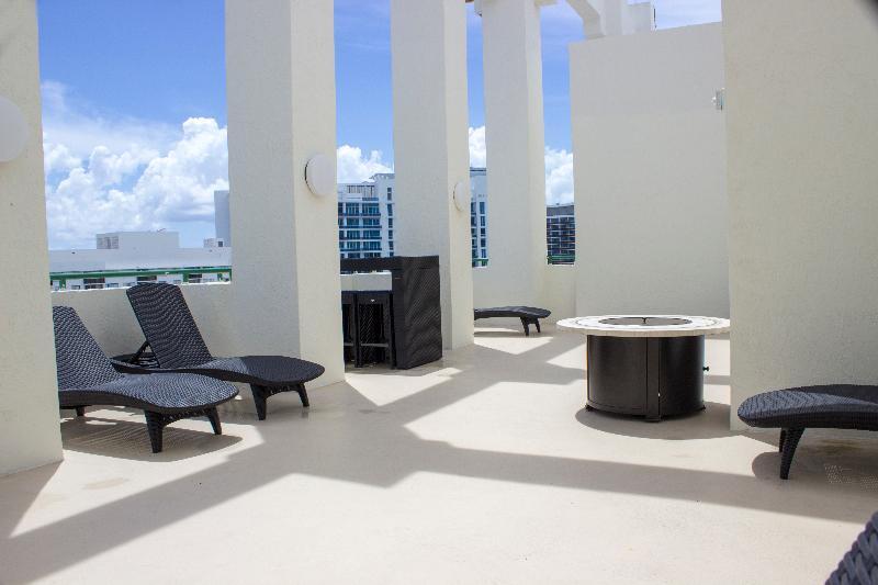 The Casablanca On The Ocean West Tower Hotel Miami Beach Bagian luar foto