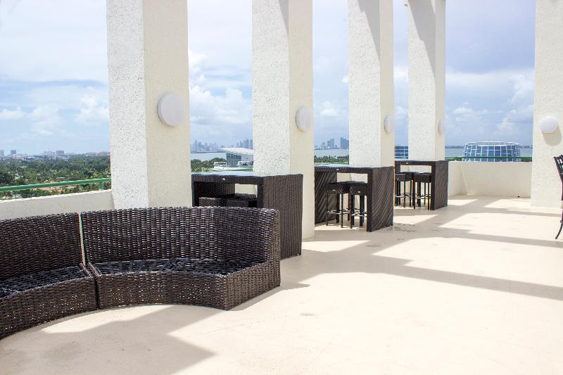 The Casablanca On The Ocean West Tower Hotel Miami Beach Bagian luar foto