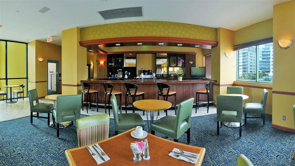 The Casablanca On The Ocean West Tower Hotel Miami Beach Bagian luar foto